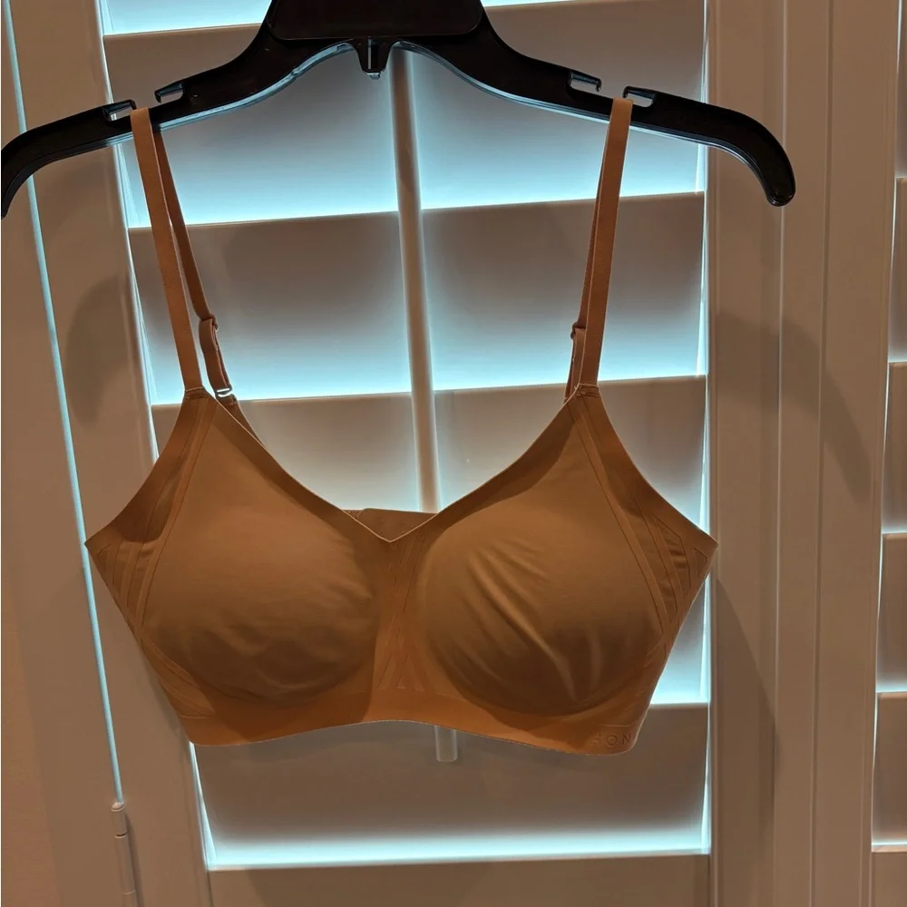 Bundle of Three Honeylove Crossover and Silhouette Bras Sand/Vamp & Black Size M